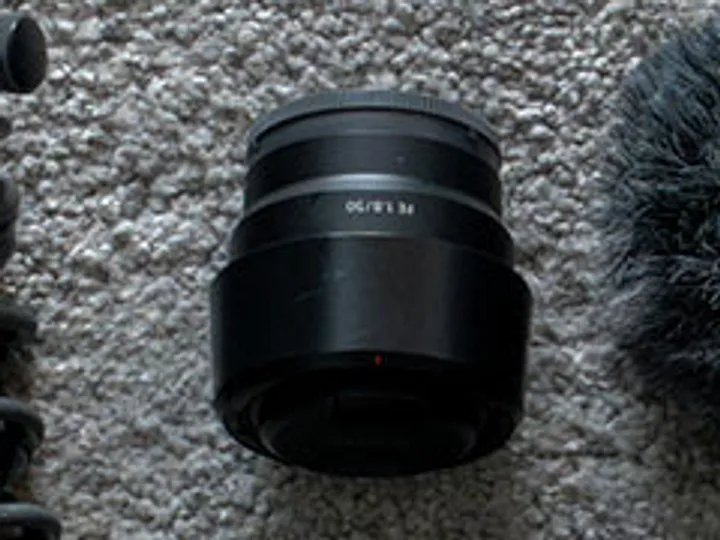 Sony SEL-50F18F